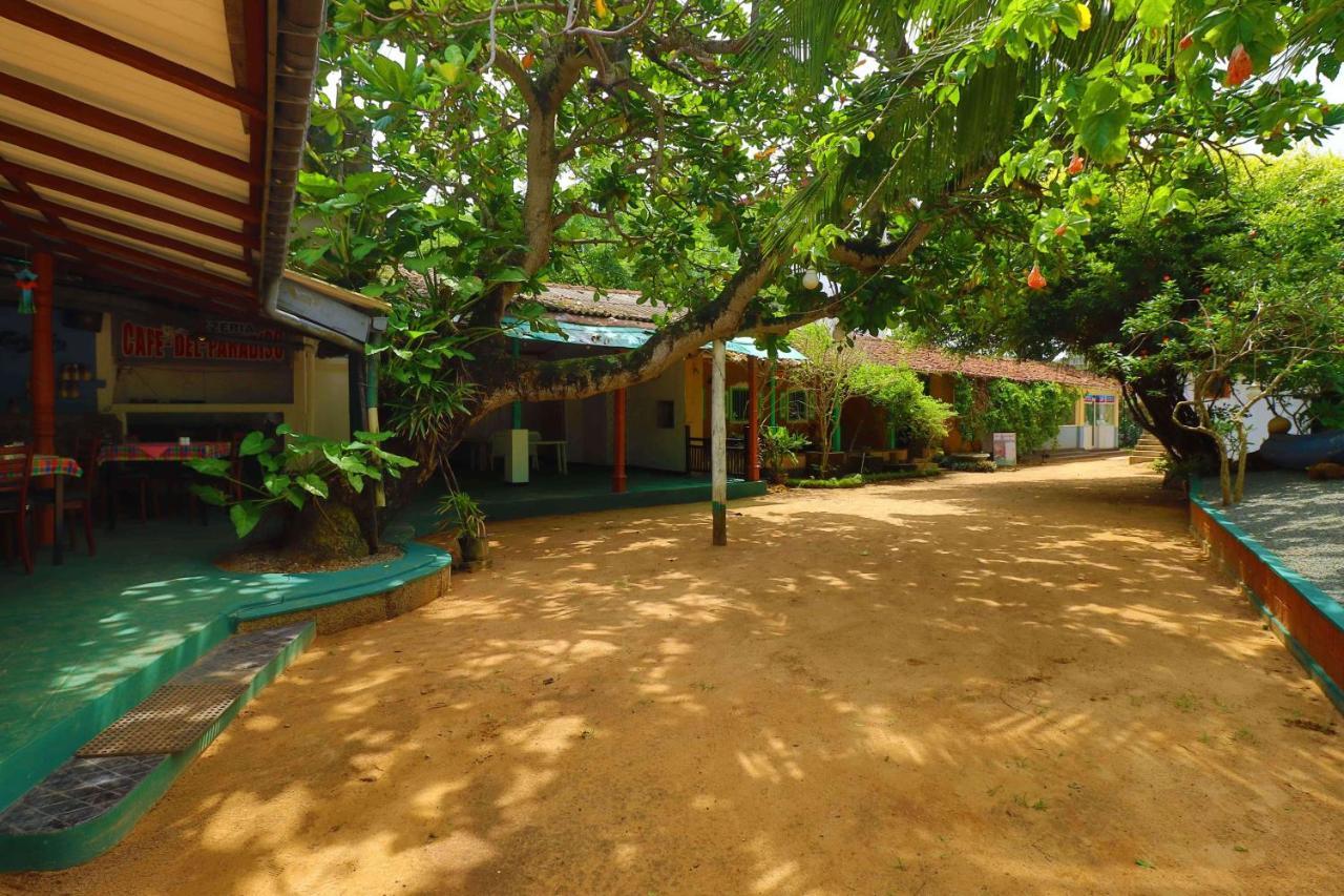 Hotel Susantha Garden ベントータ エクステリア 写真