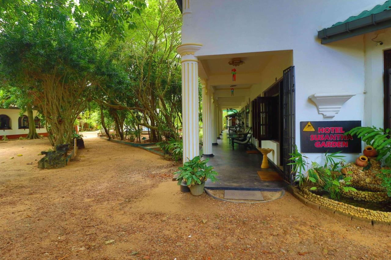 Hotel Susantha Garden ベントータ エクステリア 写真