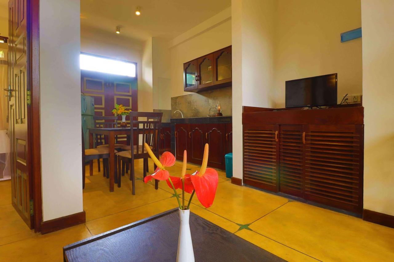 Hotel Susantha Garden ベントータ エクステリア 写真