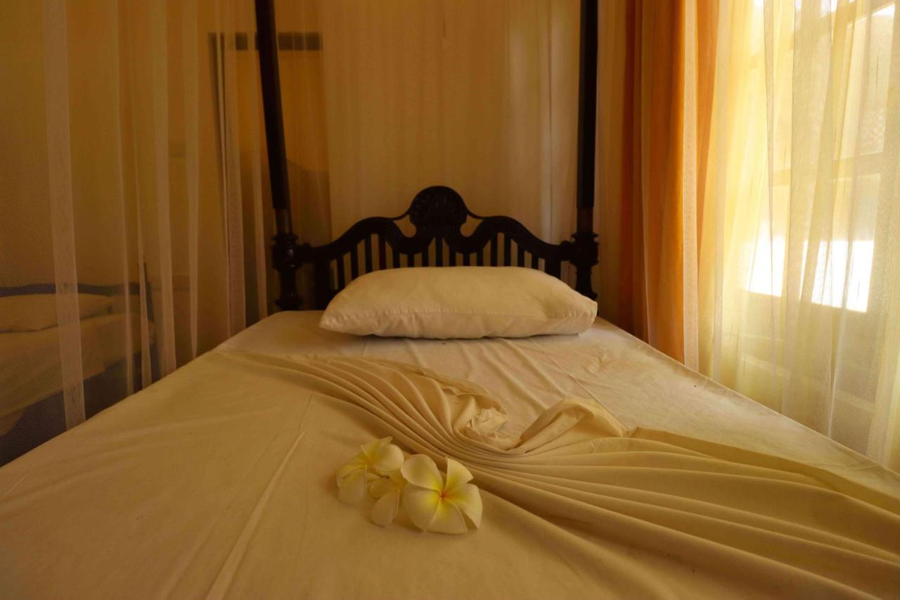 Hotel Susantha Garden ベントータ エクステリア 写真