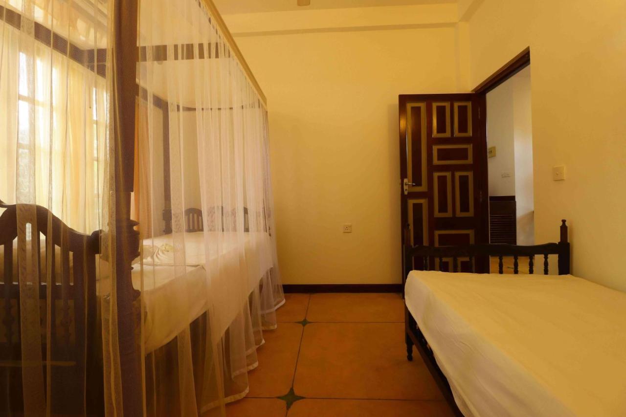 Hotel Susantha Garden ベントータ エクステリア 写真