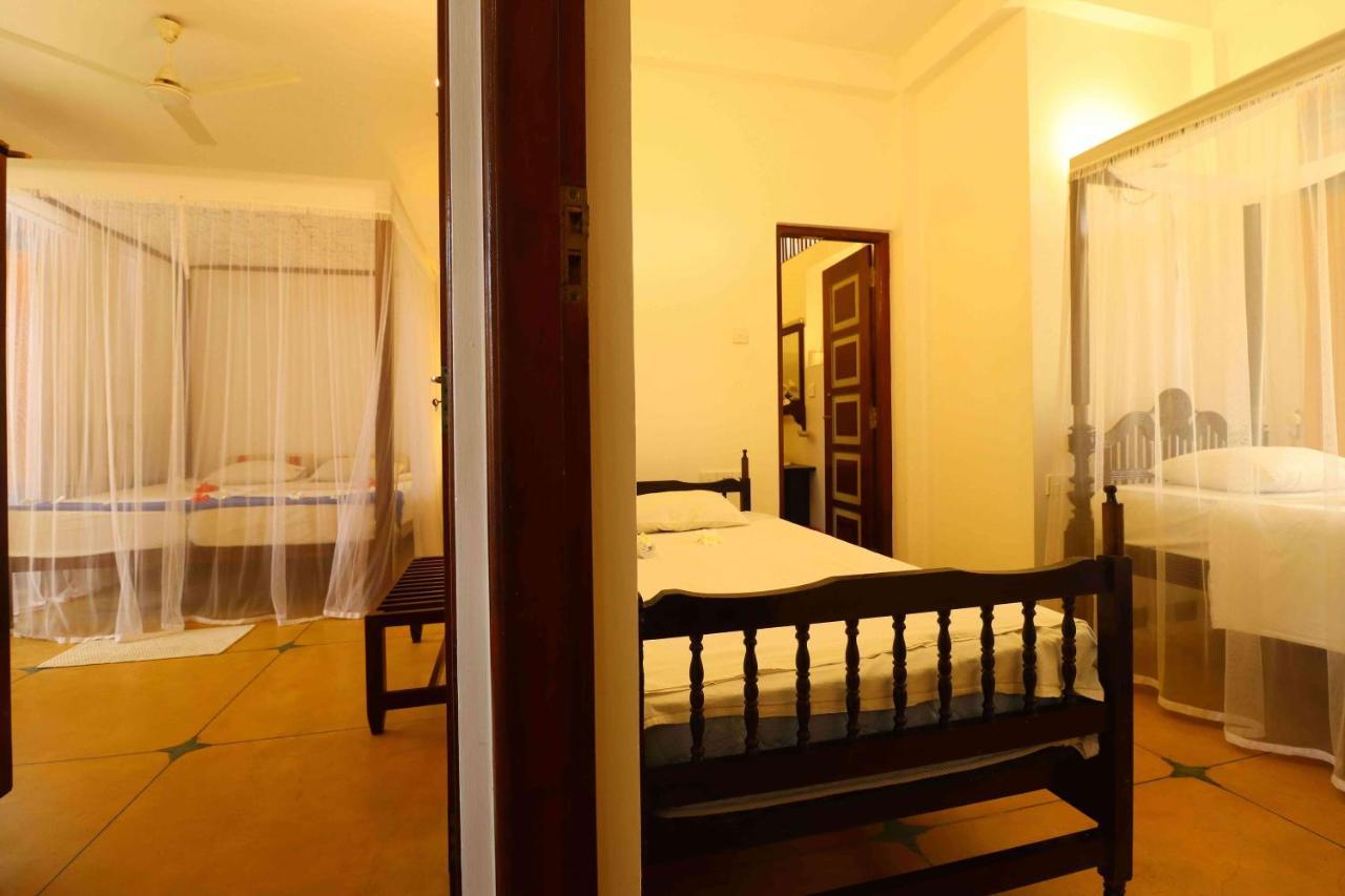 Hotel Susantha Garden ベントータ エクステリア 写真