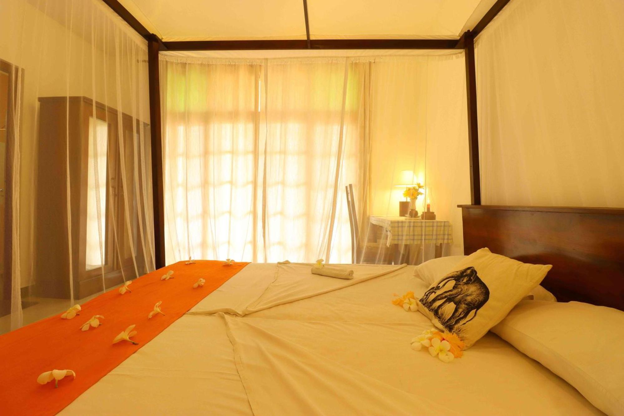Hotel Susantha Garden ベントータ エクステリア 写真